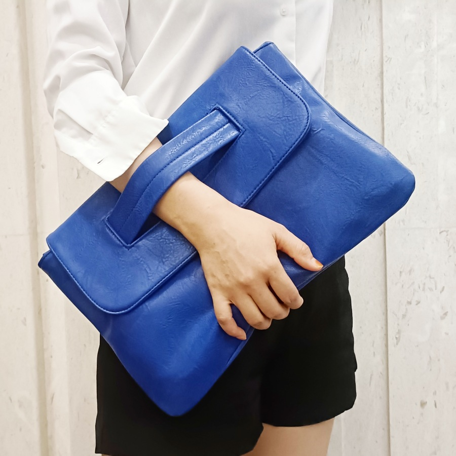 MAGNETISCHE CLUTCH-TASCHE MIT GROSSEM FASSUNGSVERMÖGEN