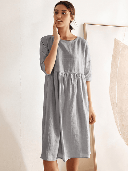 LINEN MIDI DRESS WITH THREE-QUARTER SLEEVE CUT