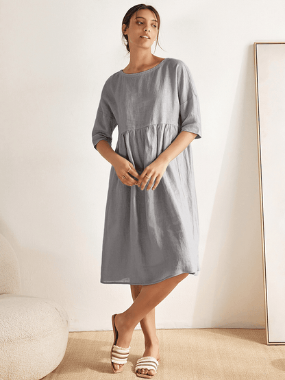 LINEN MIDI DRESS WITH THREE-QUARTER SLEEVE CUT