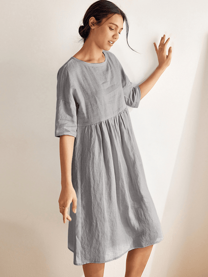 LINEN MIDI DRESS WITH THREE-QUARTER SLEEVE CUT