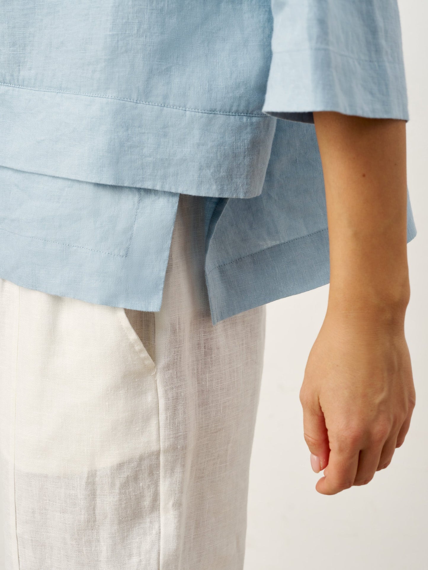 ASYMMETRICAL HEATED LINEN SHIRT