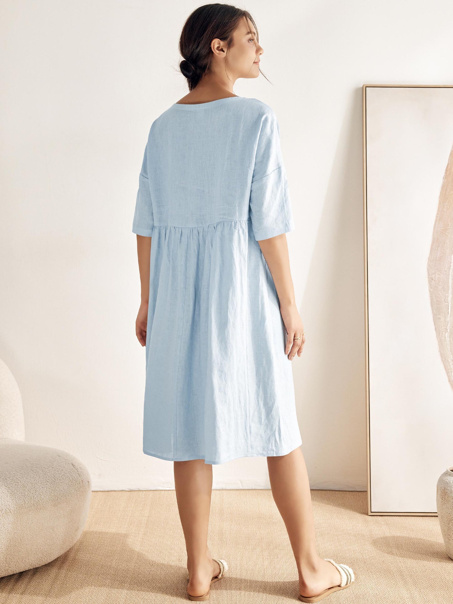 LINEN MIDI DRESS WITH THREE-QUARTER SLEEVE CUT