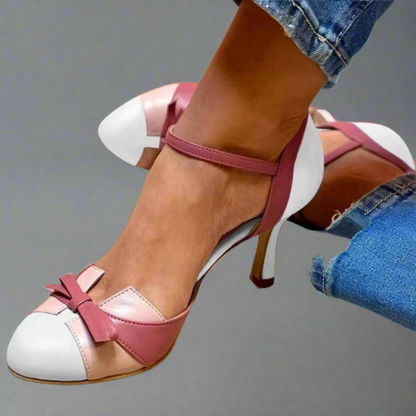 POINTED TOE SANDALS WITH BOW
