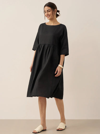 LINEN MIDI DRESS WITH THREE-QUARTER SLEEVE CUT