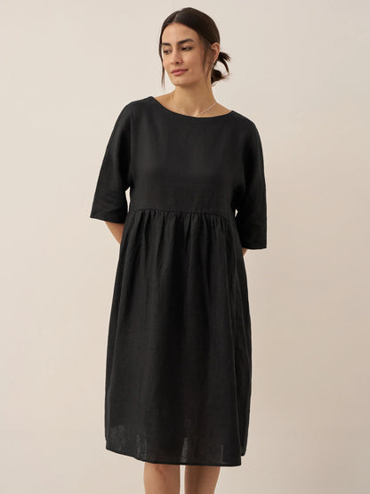 LINEN MIDI DRESS WITH THREE-QUARTER SLEEVE CUT