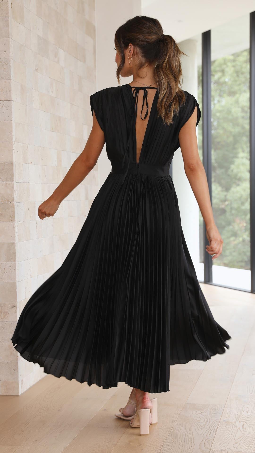 classy pleated dress ELEGANT PLEATED MIDI DRESS Loopy Wear