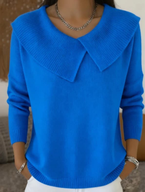 SWAN | Sweater with pleated neck