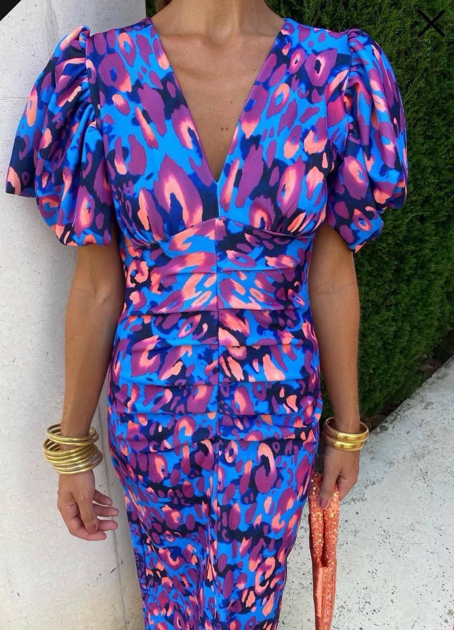 chic blue long pleated dress for women elegant sophisticated fashion ideal for events dinners and elegant outfits