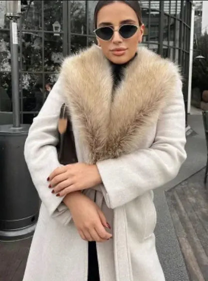 ABRIGO LANA SOLAPA EFECTO PELO